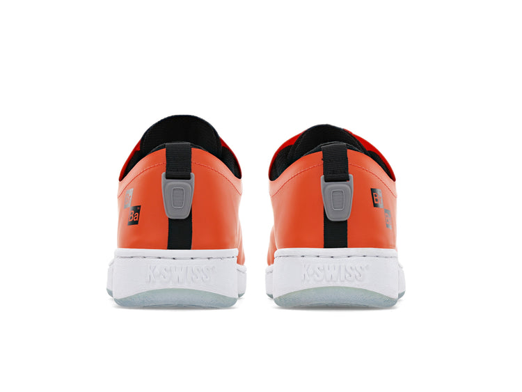 06826-661-M | CLASSIC 2000 X BREAKING BAD | "CLEANING"