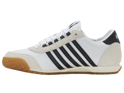 09463-168-M | VINTAGE TRAINER T | WIT/ZWART/GUM
