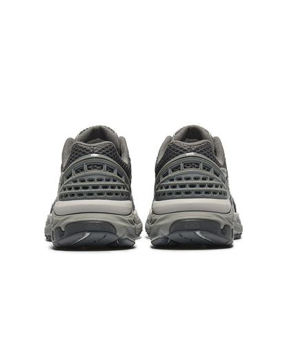 99476-022-M | WOMEN'S KONEJO SNEAKERS | SILVER/NEUTRAL GRAY